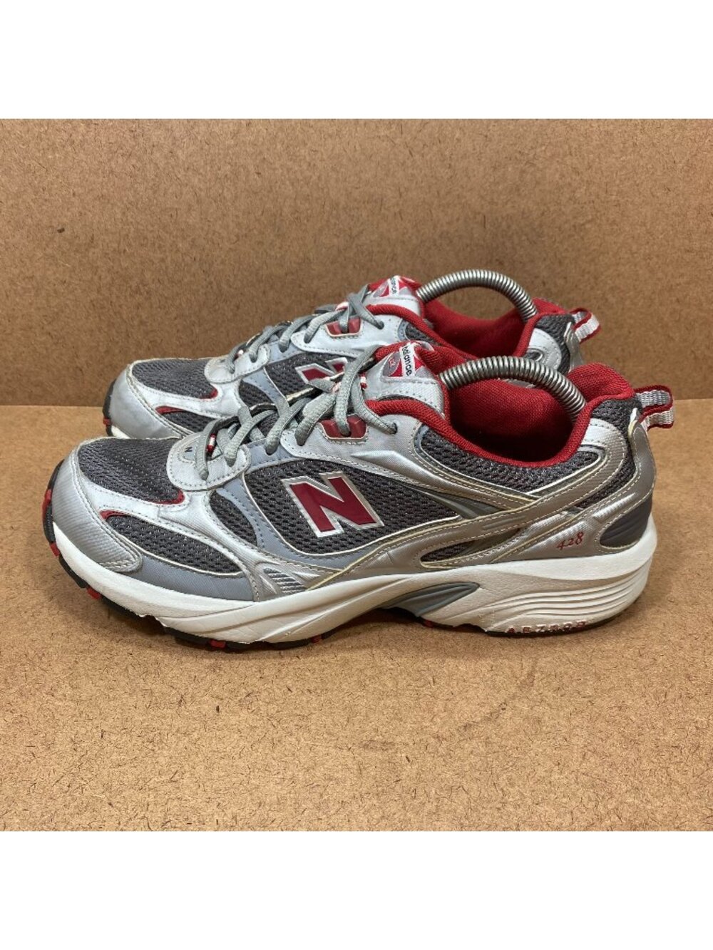 New Balance 428 Mens Athletic Running Shoes Gray & Red Size 10 Breathable Mesh